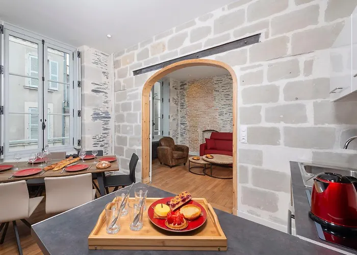 Hypercentre 16 Rue Valdemaine * Angers